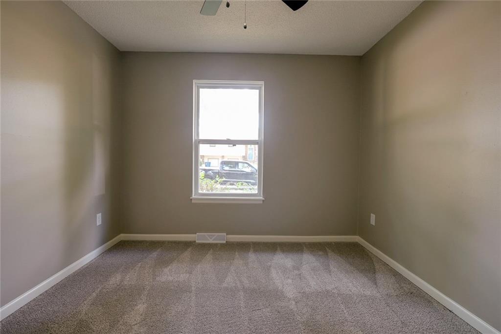 501 W Mcdowell Avenue Property Photo 19