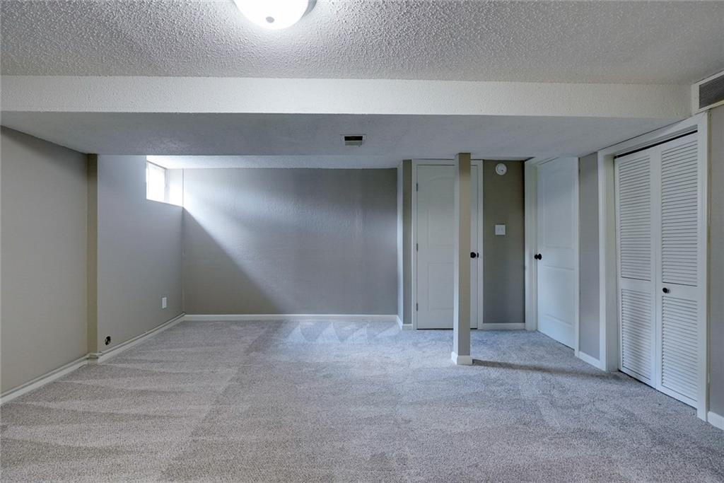 501 W Mcdowell Avenue Property Photo 28