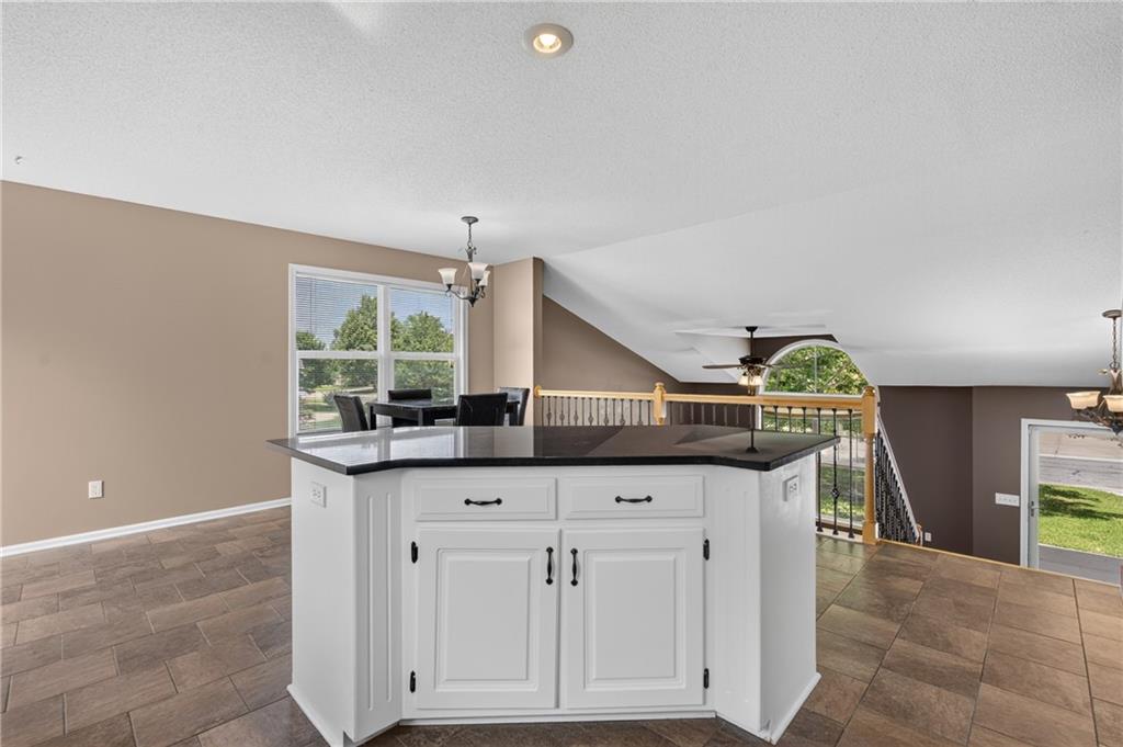 16076 South Avalon N/a Property Photo 10