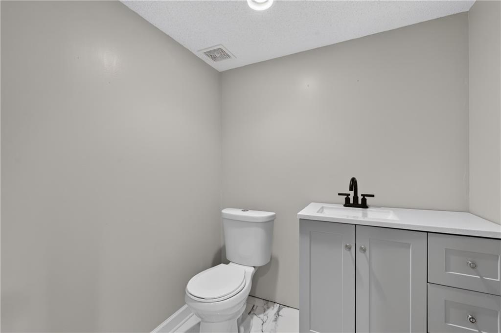16076 South Avalon N/a Property Photo 19