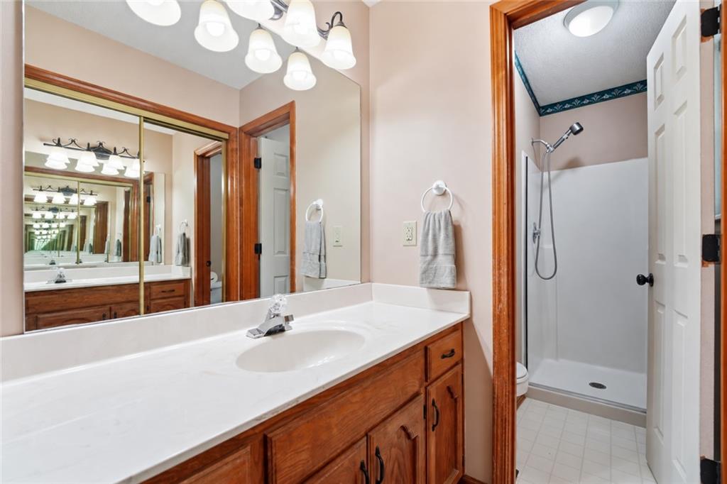 2136 Sw Sterling Drive Property Photo 8