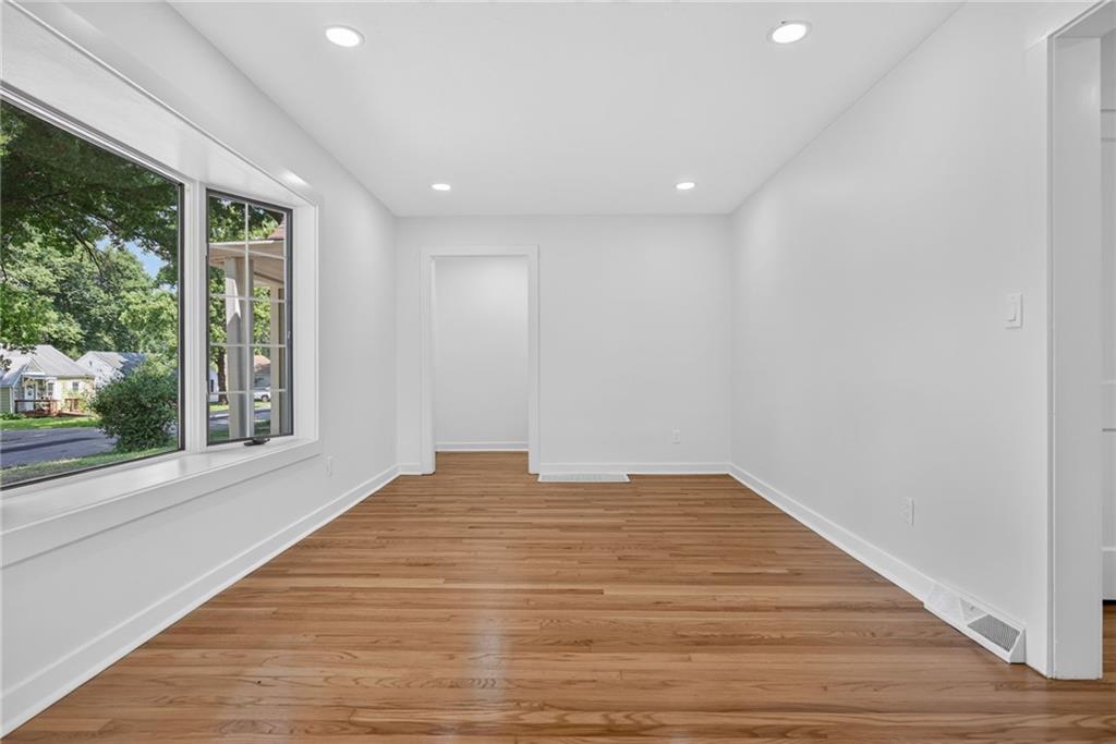 2013 S Ralston Avenue Property Photo 6