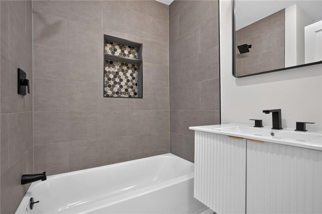 2013 S Ralston Avenue Property Photo 17