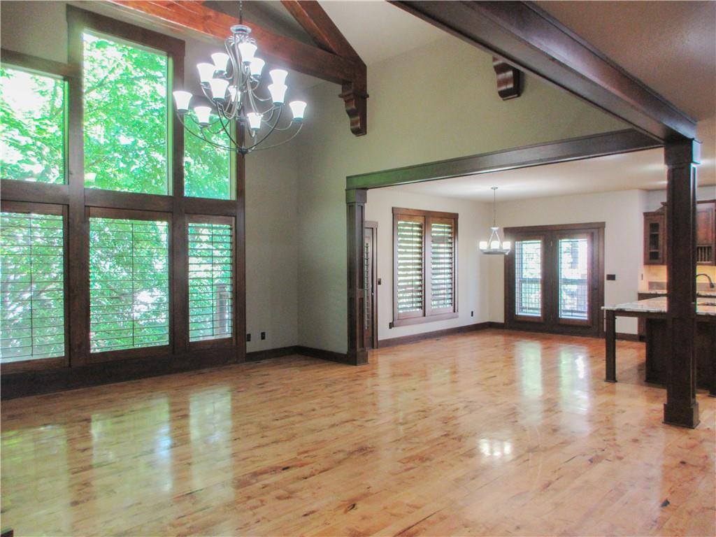 20924 W 68th Street Property Photo 7