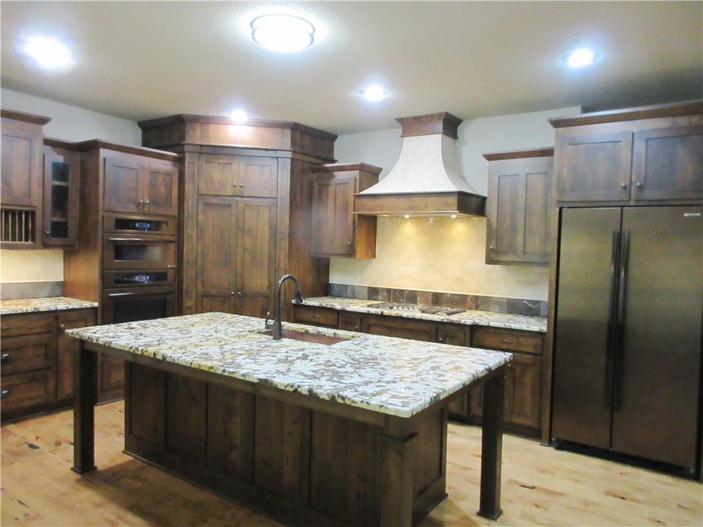 20924 W 68th Street Property Photo 13