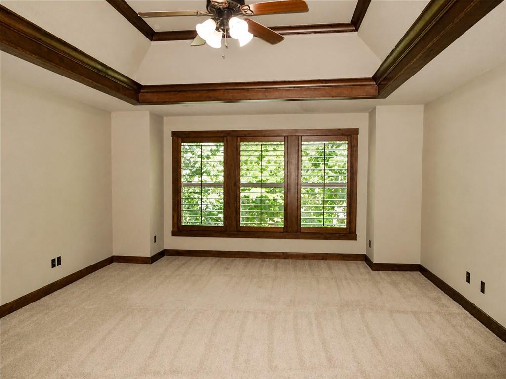 20924 W 68th Street Property Photo 16