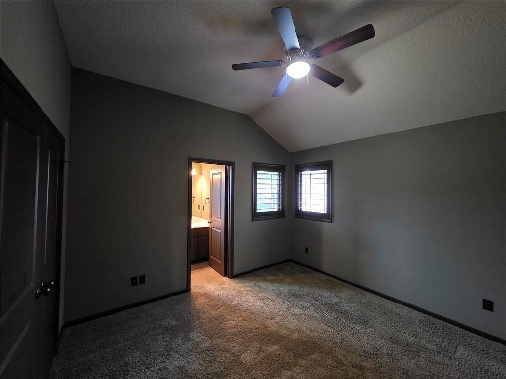 20924 W 68th Street Property Photo 25