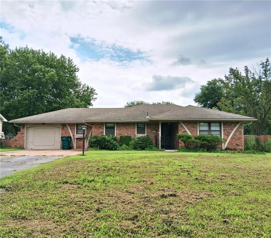 413 S Dittman Street Property Photo 1