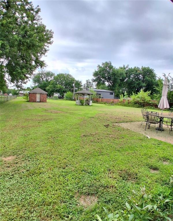 413 S Dittman Street Property Photo 25
