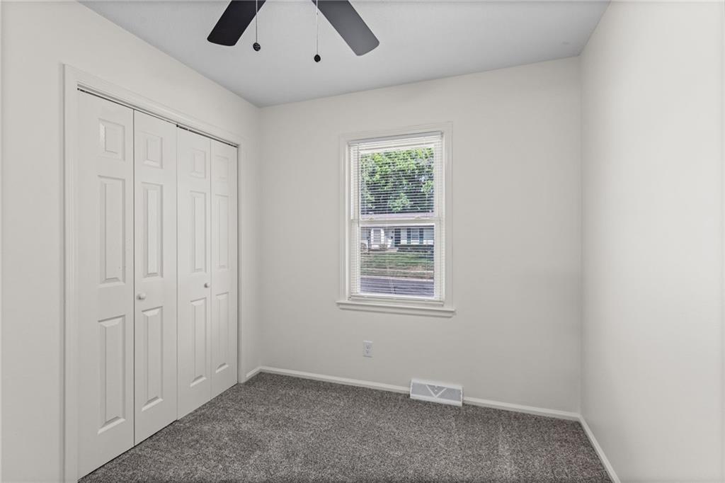 11810 Smalley Avenue Property Photo 15
