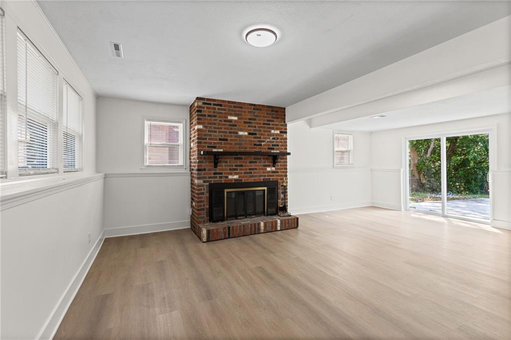 11810 Smalley Avenue Property Photo 23
