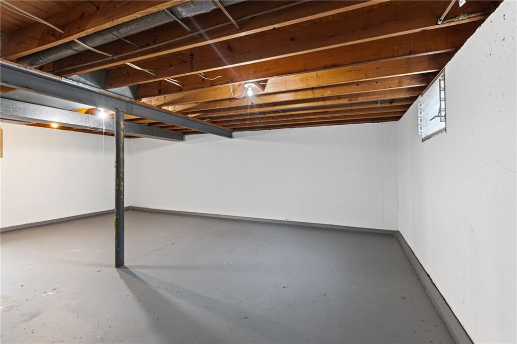 11810 Smalley Avenue Property Photo 25