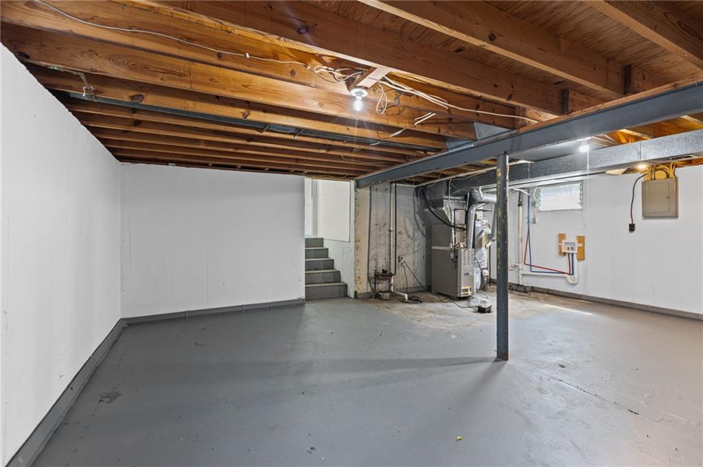 11810 Smalley Avenue Property Photo 26