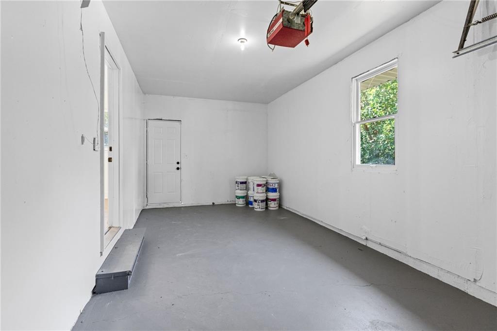 11810 Smalley Avenue Property Photo 29