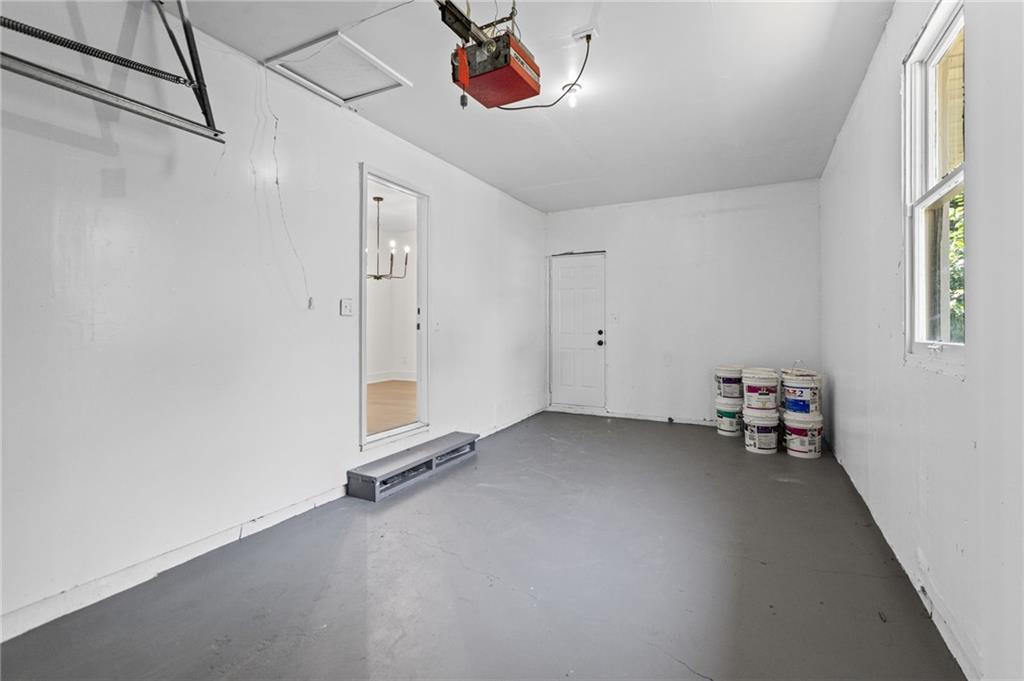 11810 Smalley Avenue Property Photo 30