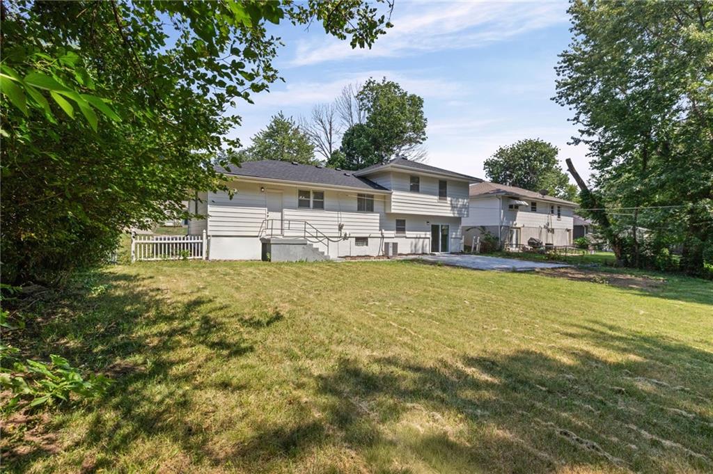 11810 Smalley Avenue Property Photo 36