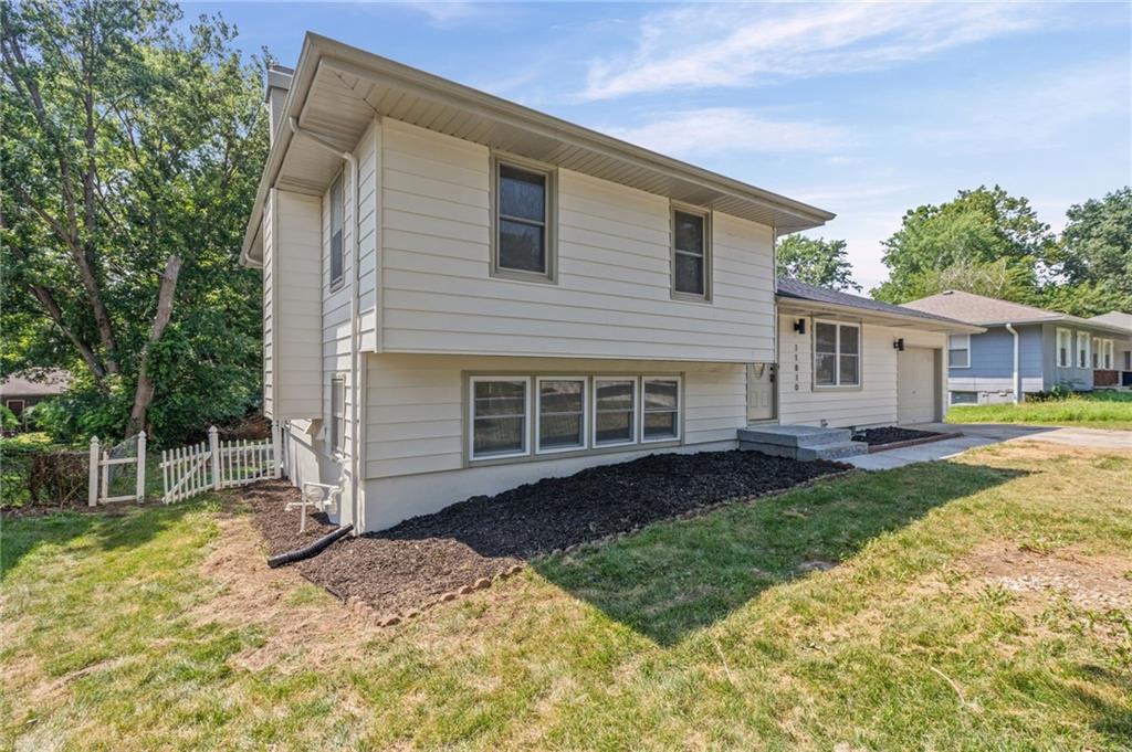 11810 Smalley Avenue Property Photo 40