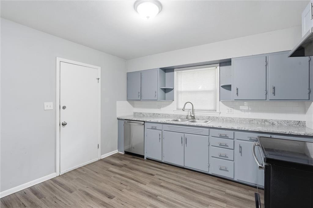 6537 Sears Drive Property Photo 12