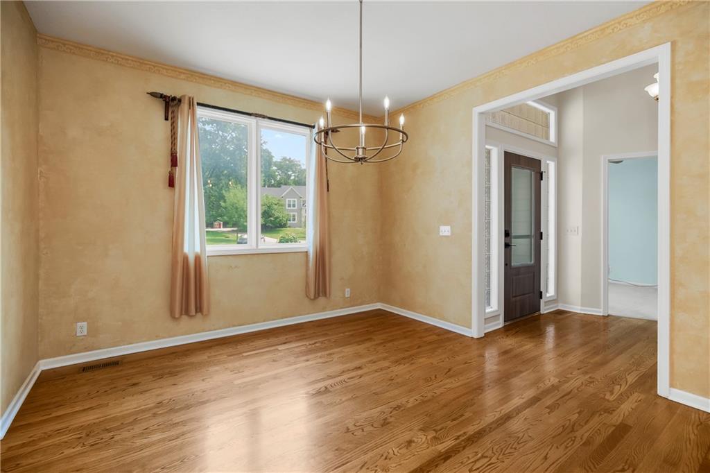 808 Sw Springwater Lane Property Photo 4
