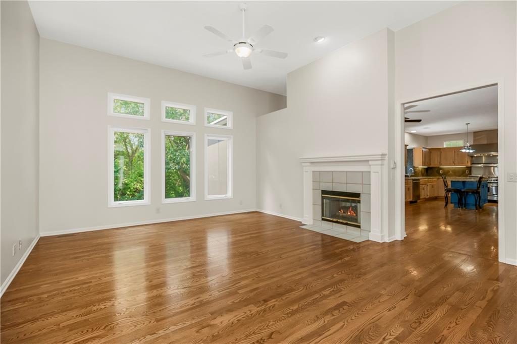 808 Sw Springwater Lane Property Photo 6