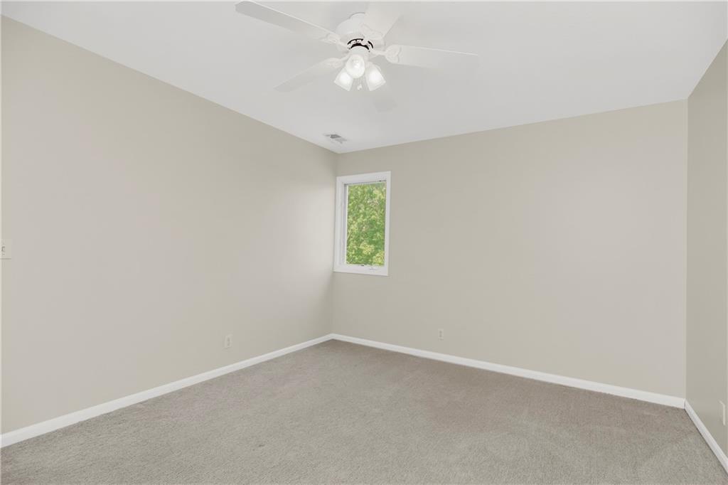 808 Sw Springwater Lane Property Photo 27