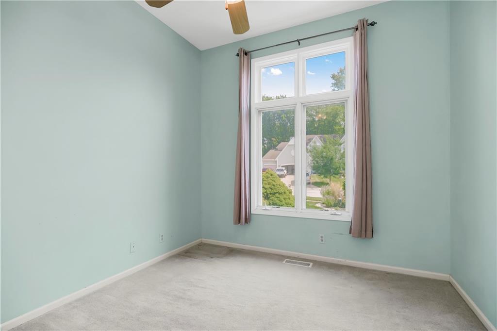 808 Sw Springwater Lane Property Photo 29