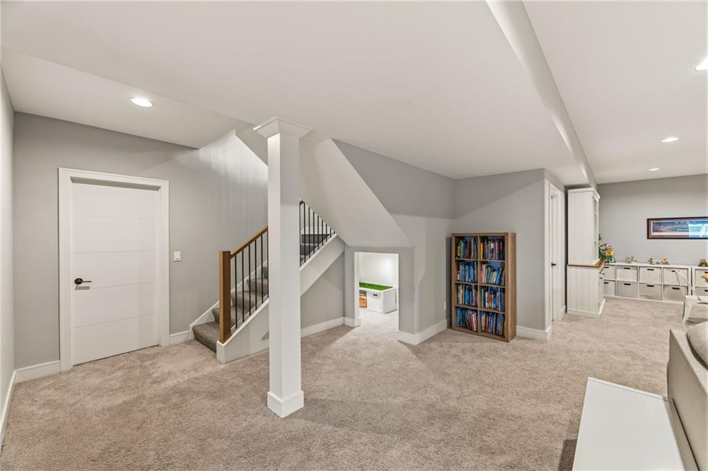 12314 W 169th Terrace Property Photo 38