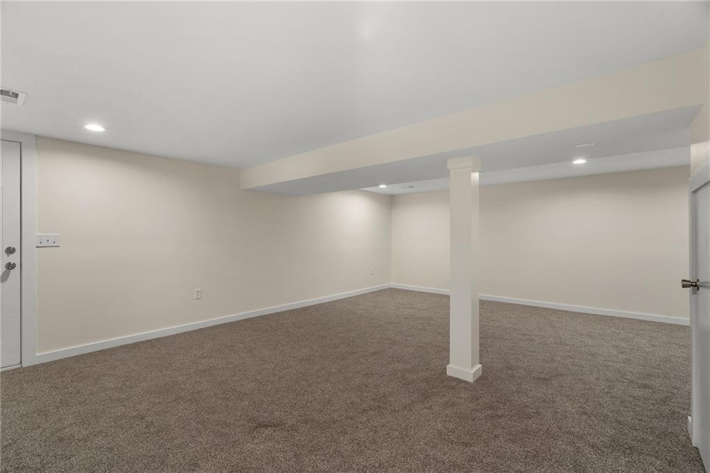 7332 Parallel Parkway Property Photo 24