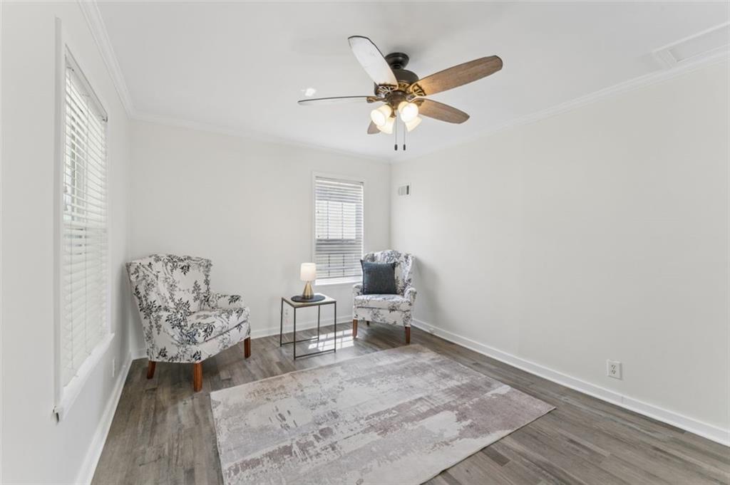 601 W 77th Street Property Photo 4