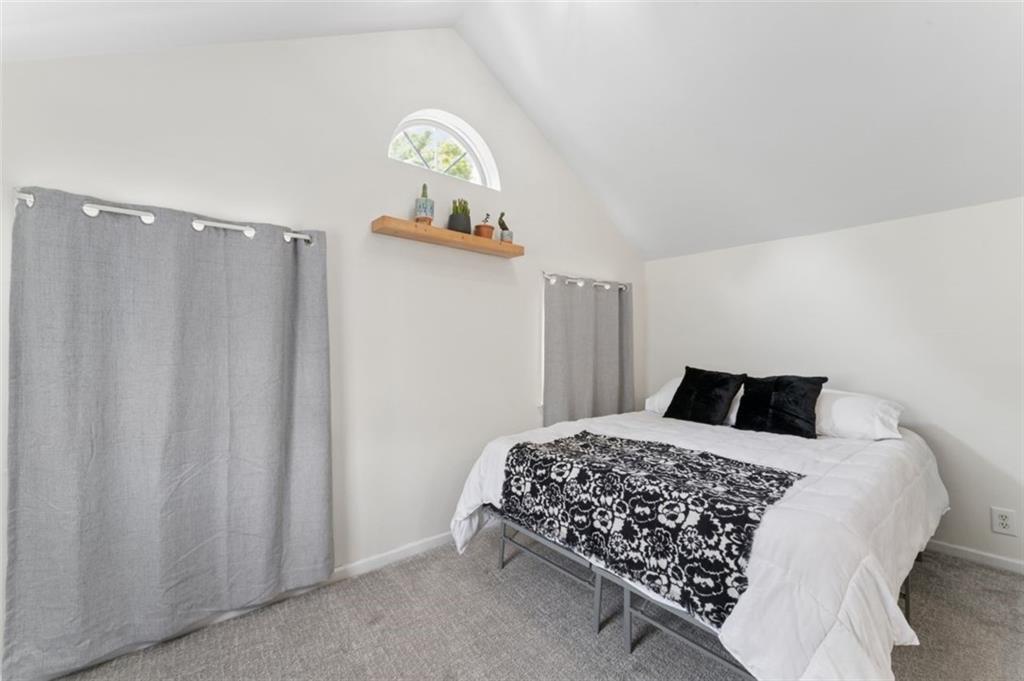 601 W 77th Street Property Photo 14