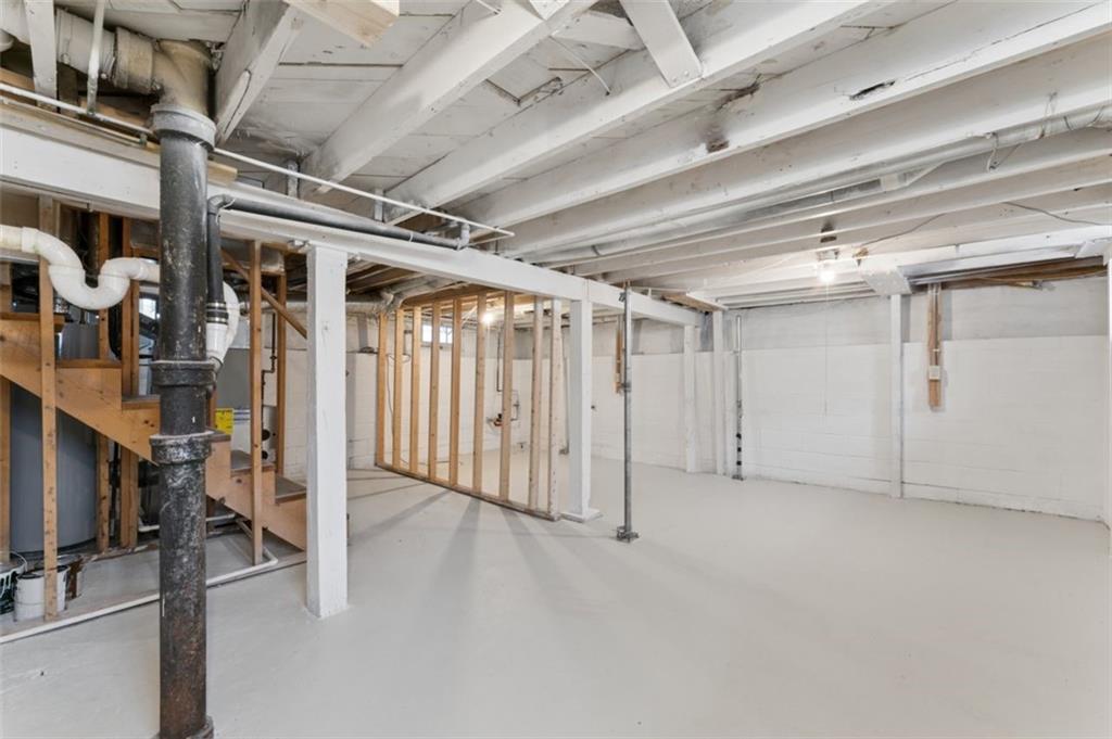 601 W 77th Street Property Photo 23