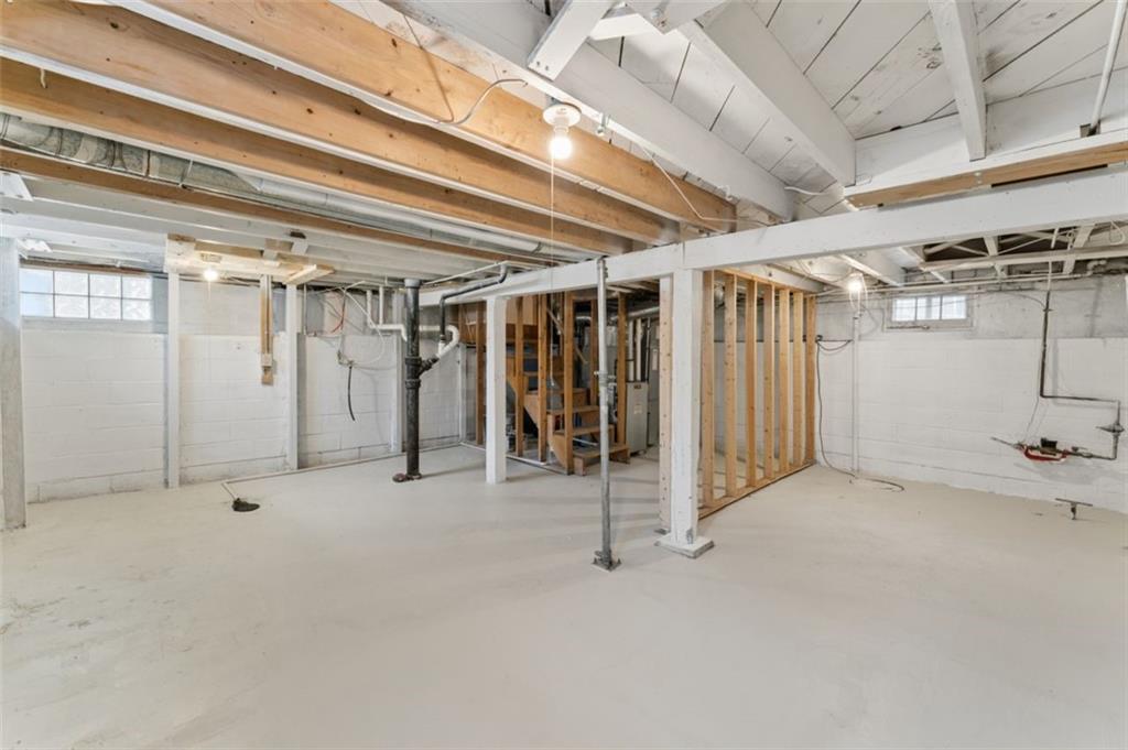 601 W 77th Street Property Photo 24