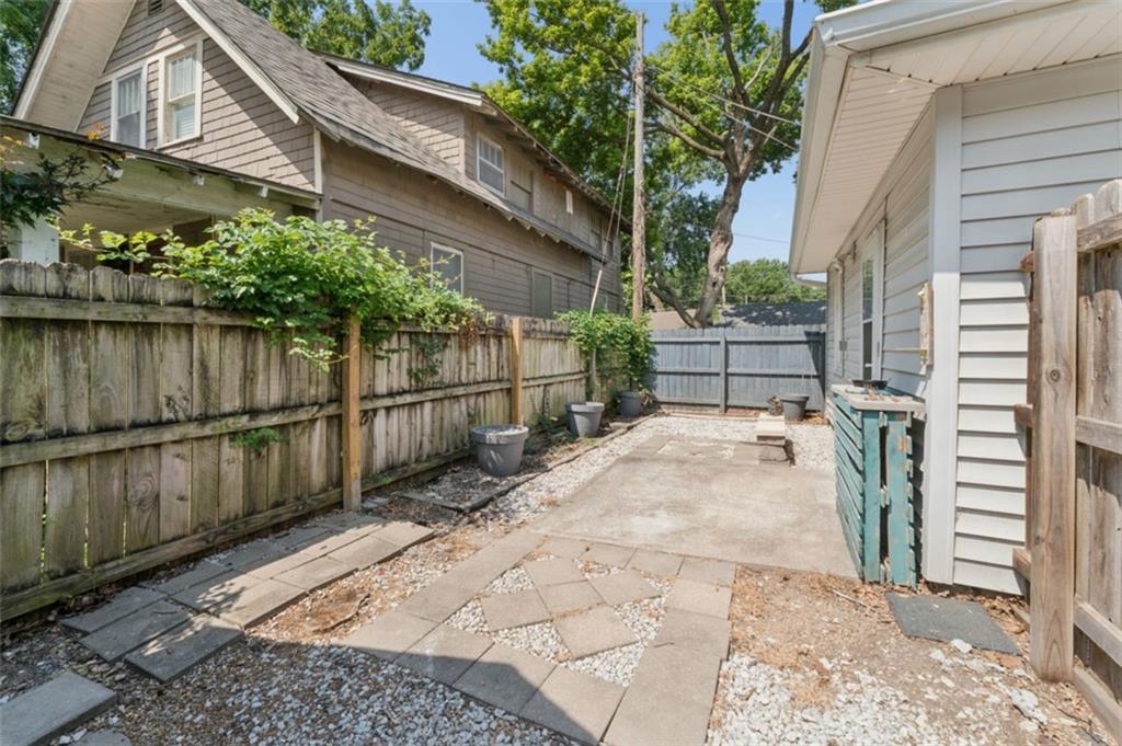601 W 77th Street Property Photo 29