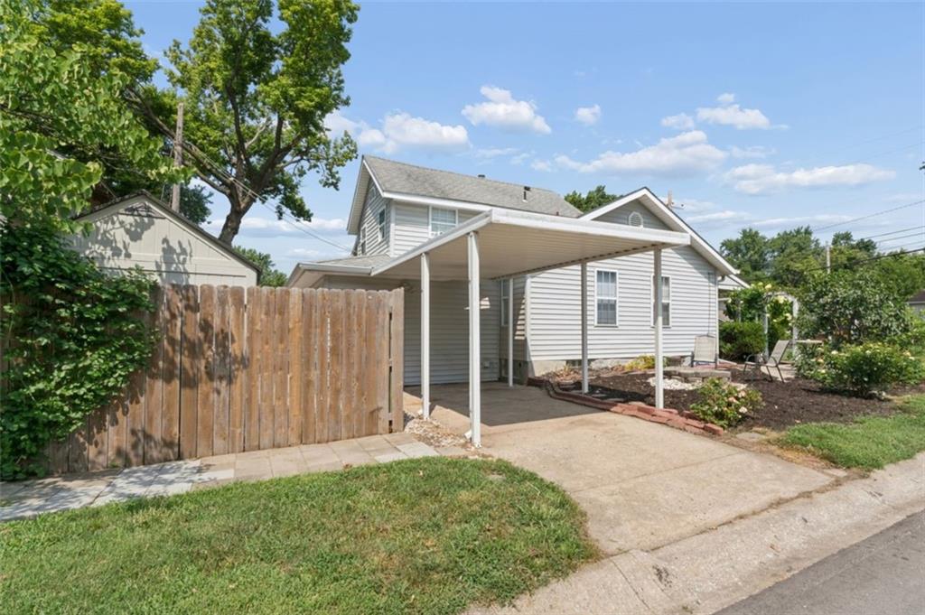601 W 77th Street Property Photo 35