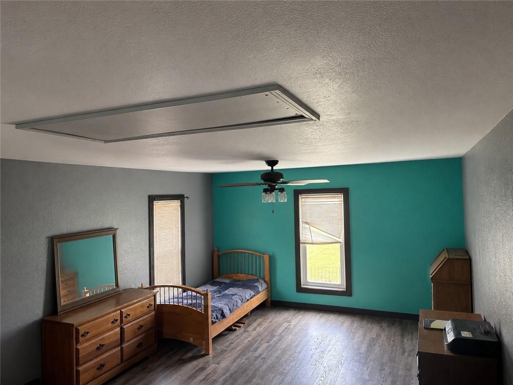 360 W Highway Property Photo 9