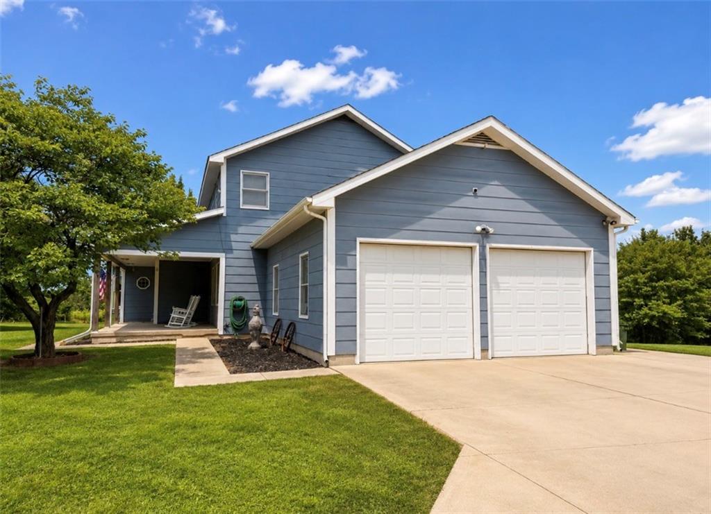 24372 243rd Street Property Photo 4