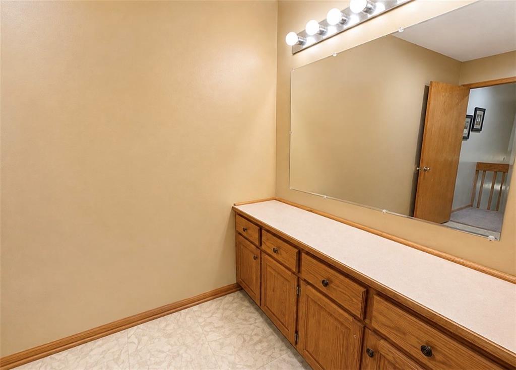 24372 243rd Street Property Photo 17