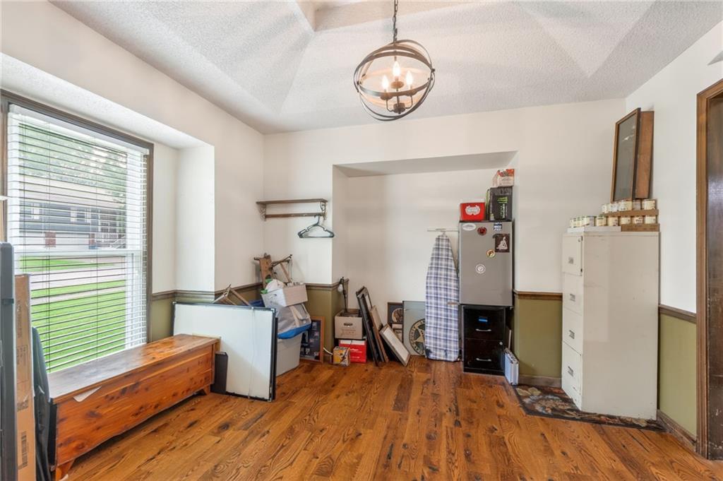 1524 Oxford Court Property Photo 22