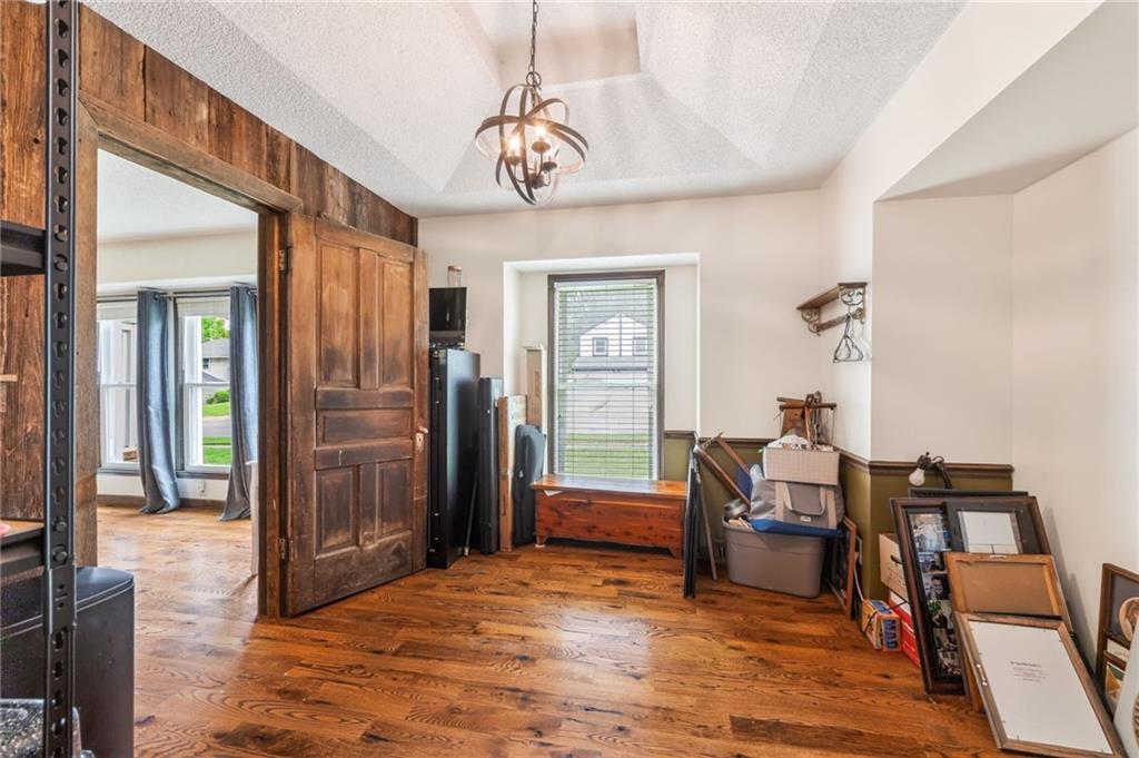 1524 Oxford Court Property Photo 23