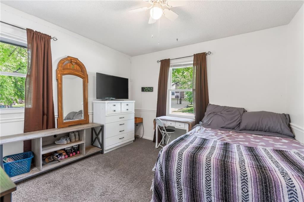 1524 Oxford Court Property Photo 29