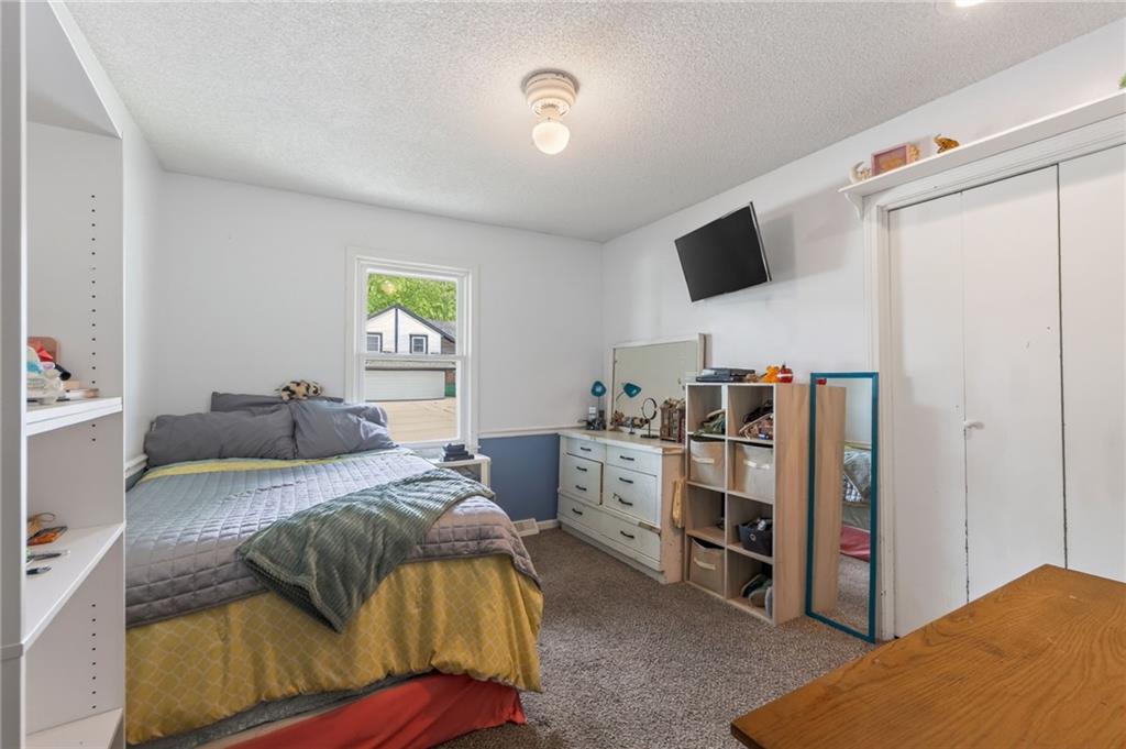 1524 Oxford Court Property Photo 31