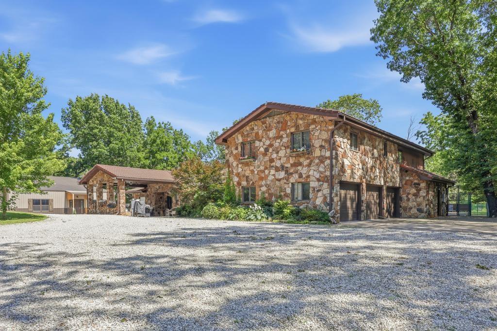 4585 Esquire Lane Property Photo 45
