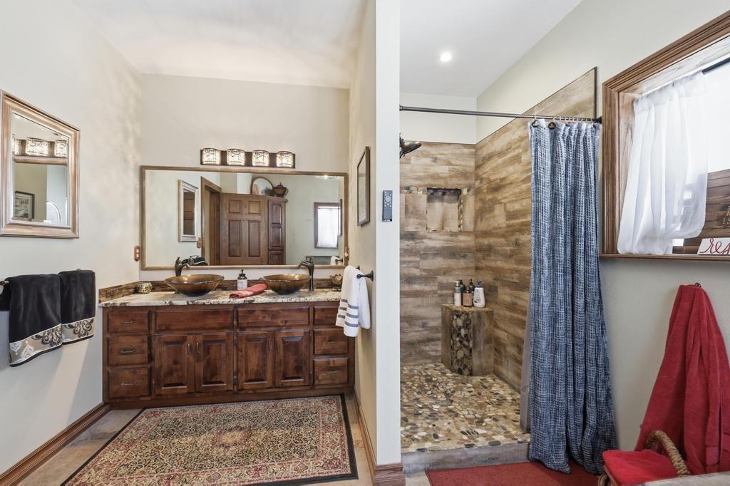 4585 Esquire Lane Property Photo 83