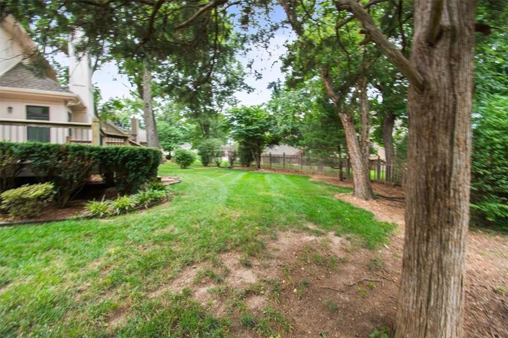 2823 S Stoneridge Drive Property Photo 29