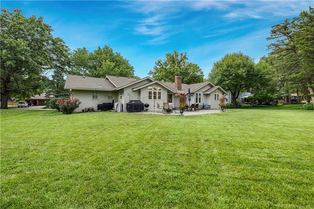 12730 Overbrook Road Property Photo 8