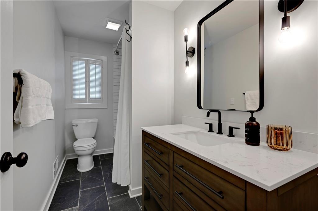 12730 Overbrook Road Property Photo 44