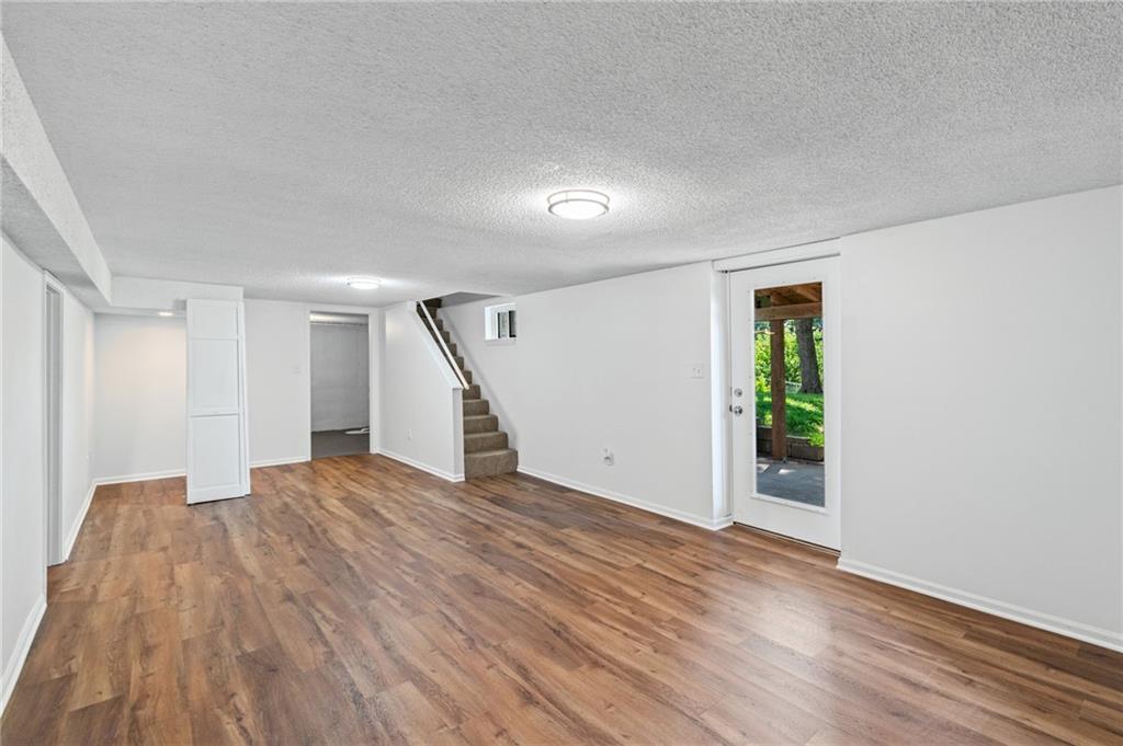 8033 Ne San Rafael Drive Property Photo 20
