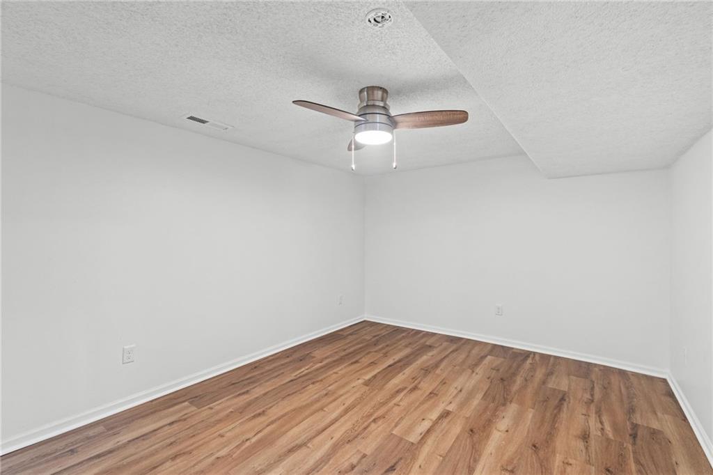 8033 Ne San Rafael Drive Property Photo 22