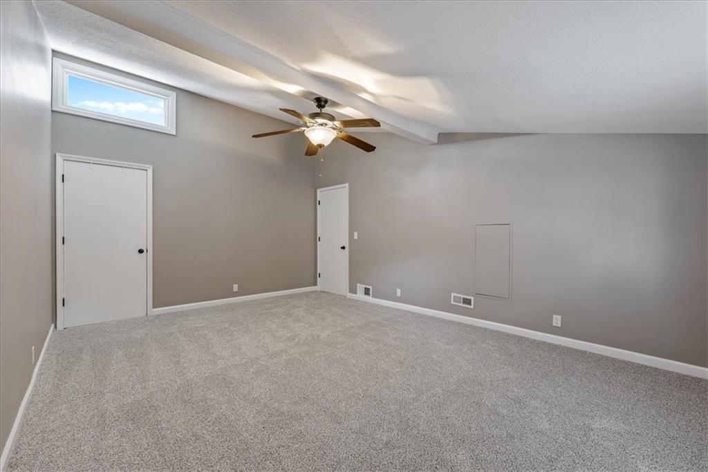 5204 W 50th Terrace Property Photo 17