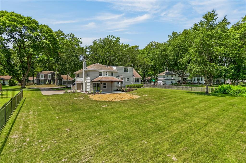 10505 Belinder Road Property Photo 6